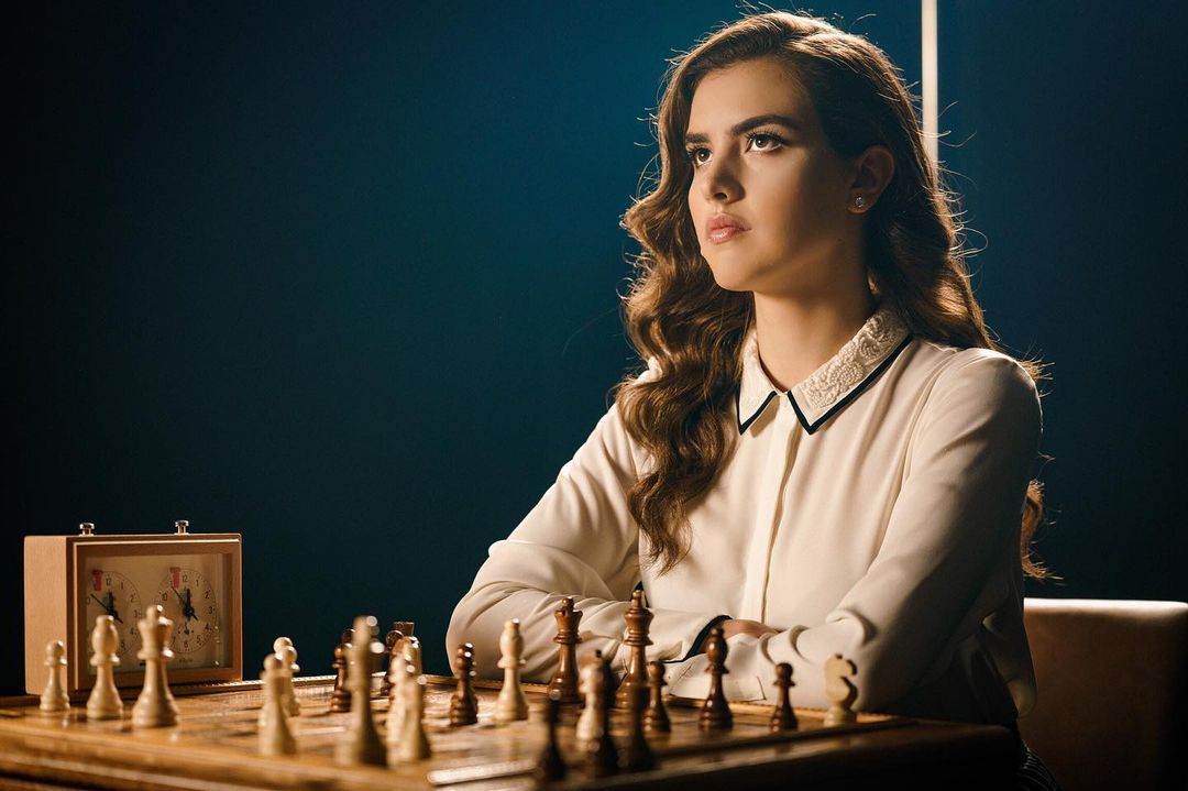 Andrea Botez (Chess Player) Wiki, Biography, Age, Boyfriend, Family, Facts  and More