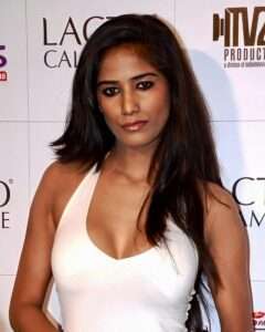 Poonam Pandey Wiki